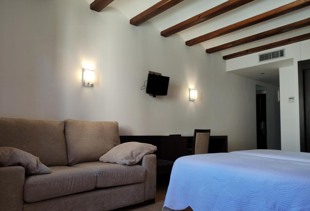 Hotel Rey Sancho Navarrete Quarto foto